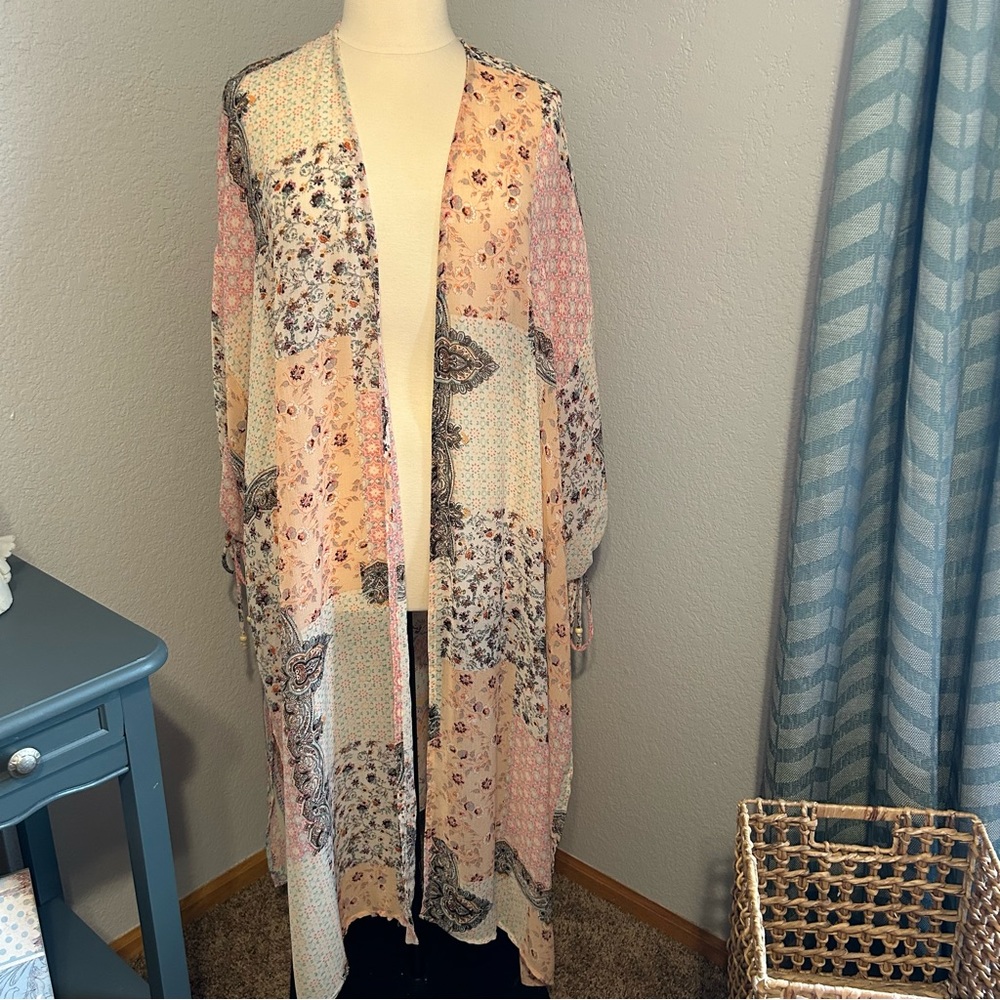 Gimmicks Duster Kimono - Picture 6 of 10